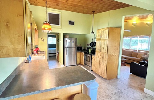 Lower Matecumbe Beach House | Deep Water Canalfront Home W/Boat Ramp