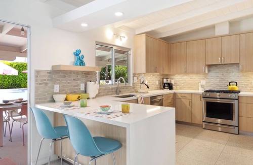 Deepwell Estates House | Deepwell Mini-Estate: New 2024 remodeled luxury