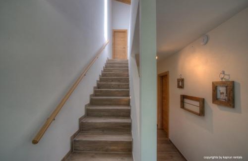Piesendorf Apartment | Deer & Dear Luxury Chalet