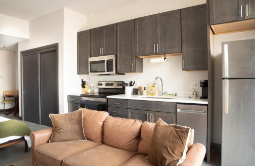 Westown Apartment | Deer District Studio Apt JC1 - One Block from Fiserv & Baird