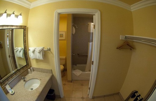 Pacific Grove Hotel | Deer Haven Inn