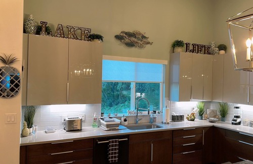 Highland Lake Estates House | Deer & Lake Sanctuary: POOL, HOT TUB, GOLFCART! Feed deer at a private oasis!