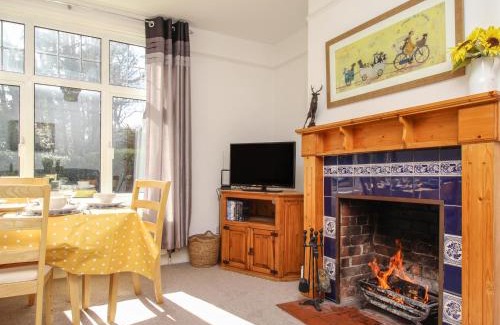 Holworth House | Deer Leap Cottage