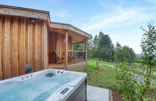 St George House | Deer's Leap - Uk50121