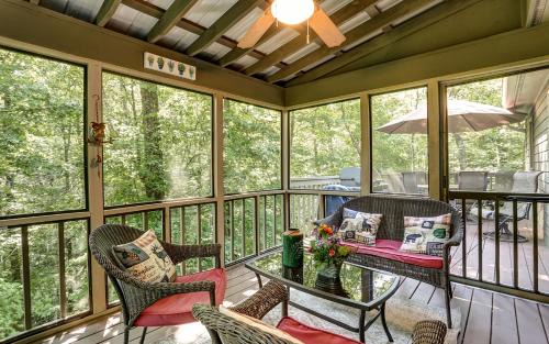 Big Canoe House | Deer View Retreat - Ramp to Home Wood-Burning Fireplace Netflix Ping Pong