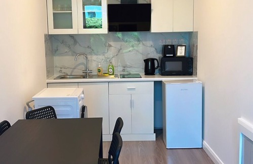 Cashel Apartment | Deerpark luxury 3 bed retreat