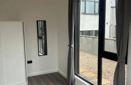 Cashel Apartment | Deerpark luxury 3 bed retreat