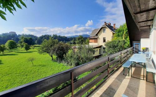 Bled House | Deerwood-Large Villa relax with castle view