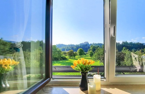 Bled Apartment | Deerwood Villa-Sky Vocation 2-storey Apartment with Bled Castle View