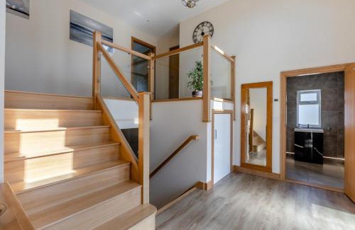 Honiton House | Defoes View