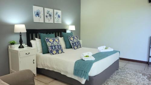 Beacon Bay Apartment | Deja' Blu Bed and Breakfast