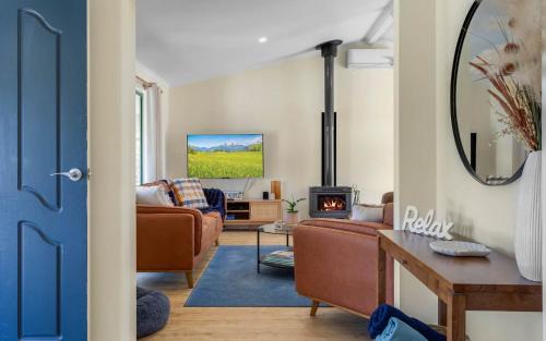 Carrickalinga House | Deja Blue - 4 La Ronde
