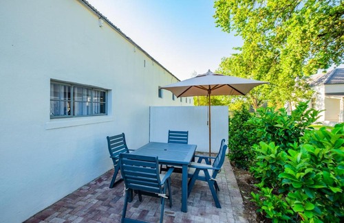 Paarl House | Dekkersvlei Guesthouse