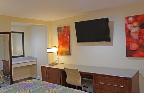 South San Gabriel Hotel | Del Mar Motel