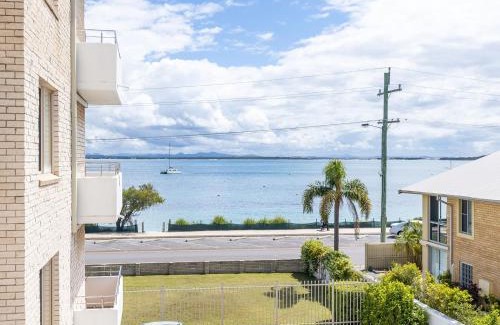 Shoal Bay Apartment | Del Rae 6 25 Shoal Bay Road