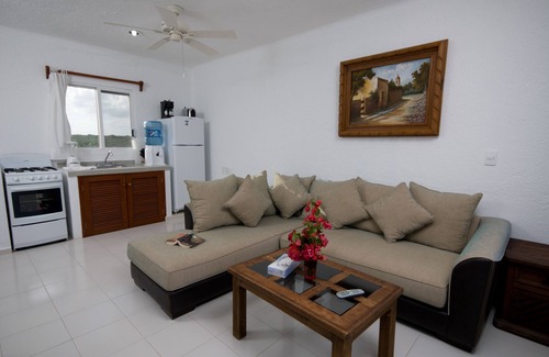Akumal Hotel | Del Sol Beachfront Hotel and Condos