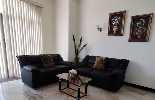 Garzota Apartment | Del Sol Suites & Apartments