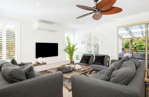 Culburra Beach House | Delamere - Pet Friendly with Fireplace & Firepit