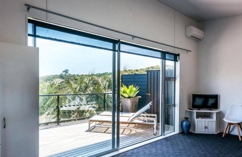 Matiatia Bay Apartment | Delamore Cove - Kauri - Waiheke Escapes