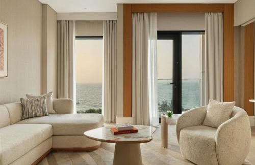 Dubai Resort | Delano Dubai at Bluewaters