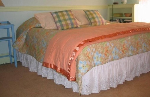 Green Creek House | Delaware Bay Farm House ~ Modern Facilities ~ Charm & Comfort
