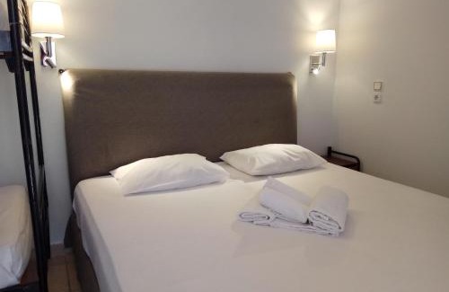 Piraeus Hotel | Delfini Hotel