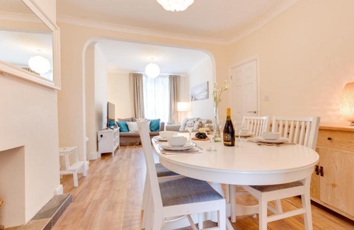 Mumbles House | Delfryn Cottage