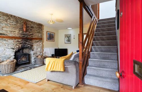 Glandyfi House | Delfryn, Goginan