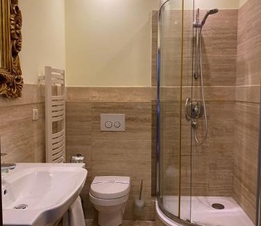 Halyts'kyi district Hotel | Delice