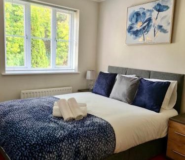 Maidstone House | Delight Marvel- Beech Hurst-3 bedroom house
