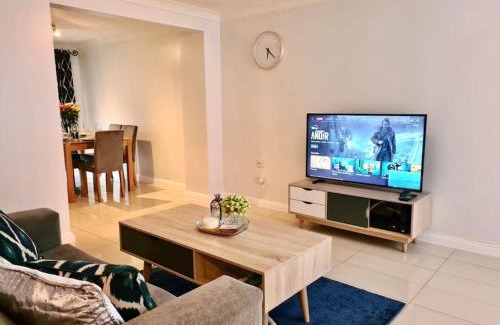 Maidstone House | Delight Marvel- Beech Hurst-3 bedroom house