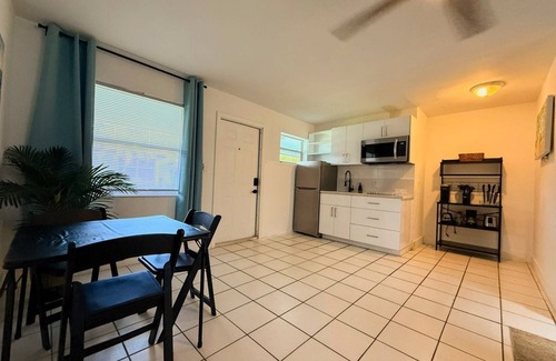 Pompano Beach Apartment | Delight Retreat Apt 4 Min Walk to Beach