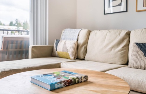 Redmond Apartment | Delightful 1BR in Redmond, Gym + Pet-Friendly