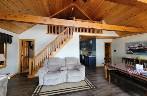 Wautoma House | Delightful 4-bedroom house in Wautoma on the waters edge of Silver Lake