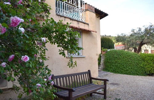 Settignano Apartment | * Delightful Apartment in Villa *