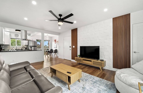 Point Loma Heights Apartment | Delightful & Comfy 2-Bedroom in Ocean Beach with BBQ Grill