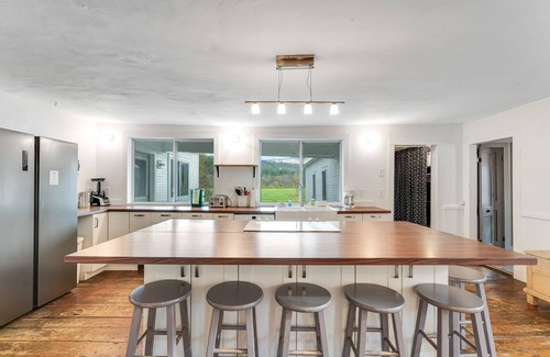 Waitsfield House | Delightful dog-friendly farmhouse with deck, yard, & W/D - near skiing & hiking