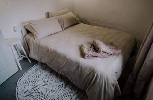 Langeberg Apartment | Delightful farmhouse with hottub