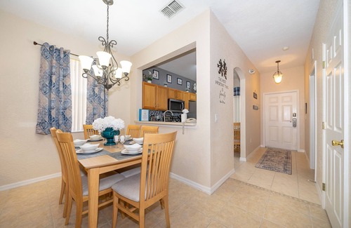 Regal Palms House | Delightful Florida Retreat-4BR Regal Palms-Close to Disney,Golf, ExtraAmenities