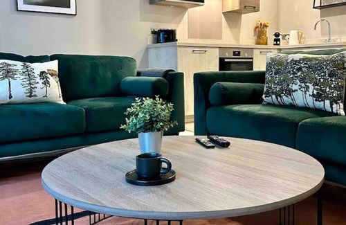 Manchester City Centre Apartment | Delightful Historic Converted Chambers