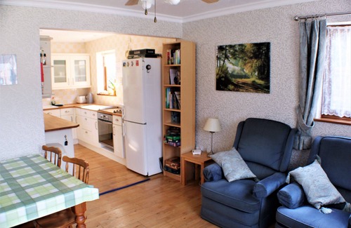 Pevensey Cottage | Delightful Holiday Cottage Close to Eastbourne in the grounds of a manor house