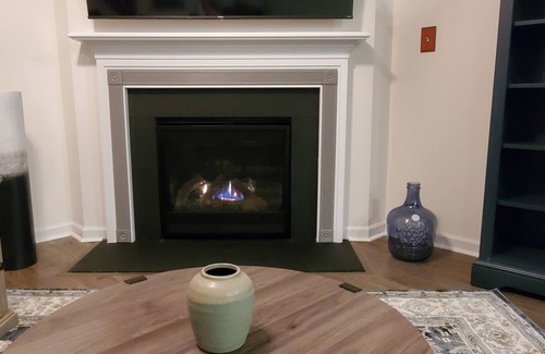 Oak Ridge House | Delightful new home near the lake