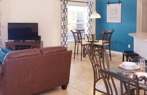 Westridge Villa | Delightful Relaxing 4Bed 2 Bath Pool Villa
