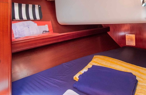 Sanremo Boat Rental | Delightful sailboat with free parking