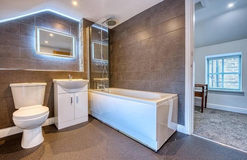 Bakewell House | Delightful two-bedroom cottage in the heart of Bakewell