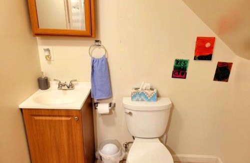 Elizabeth House | Delightful well located one bedroom attic