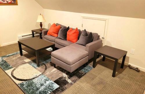 Elizabeth House | Delightful well located one bedroom attic