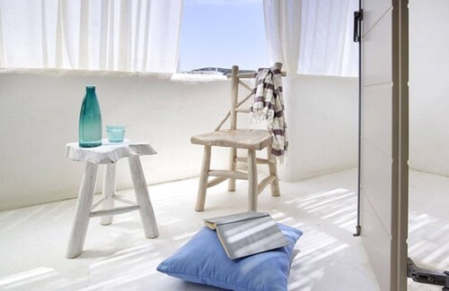 Apollonia Apartment | Delmar Apartments & Suites - Delmar Collection
