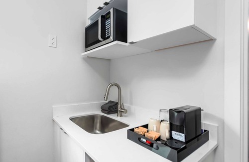East Queen Anne Apartment | DeLorean Time Machine Sweet Suite