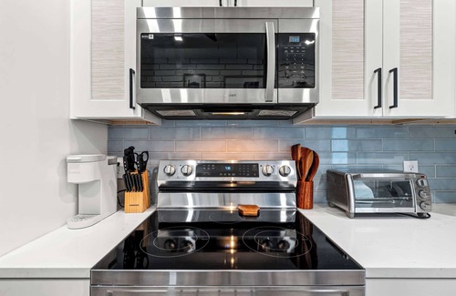 Delray Beach Villa | Delray Bch Private 2-Unit Retreat w/Heated Pool